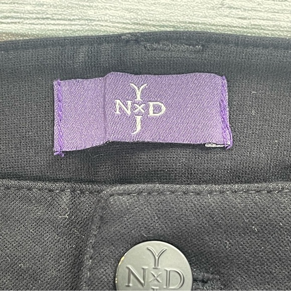 NYDJ Skinny Tuxedo Strip Stretch Tummy Control Jeans 6 - Picture 4 of 10